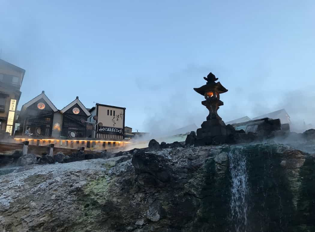 貸し切り露天風呂「雲居の湯」